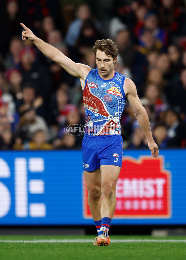 AFL 2025 Round 10 - Western Bulldogs v Essendon - A-59532360