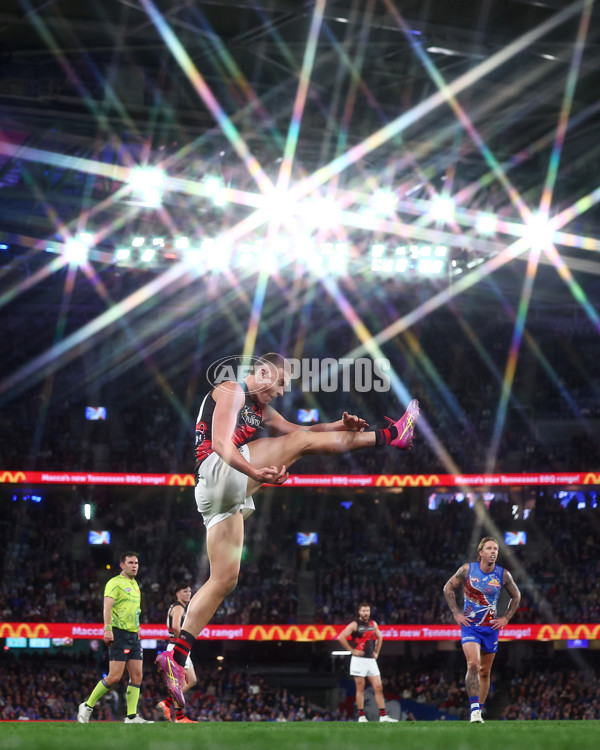 AFL 2025 Round 10 - Western Bulldogs v Essendon - A-59532376