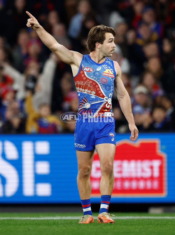 AFL 2025 Round 10 - Western Bulldogs v Essendon - A-59532450