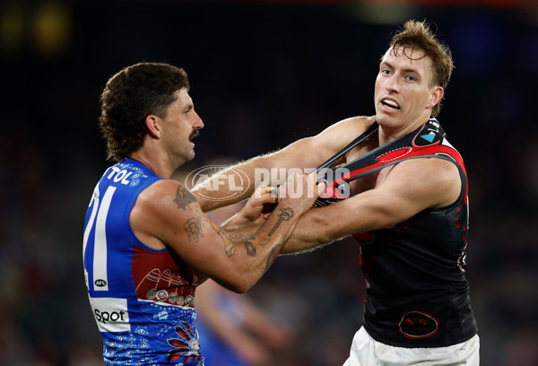 AFL 2025 Round 10 - Western Bulldogs v Essendon - A-59532466