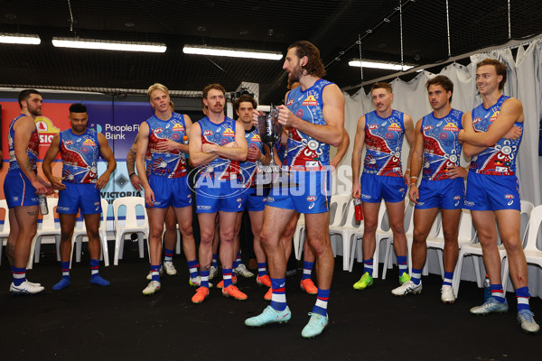 AFL 2025 Round 10 - Western Bulldogs v Essendon - A-59532510