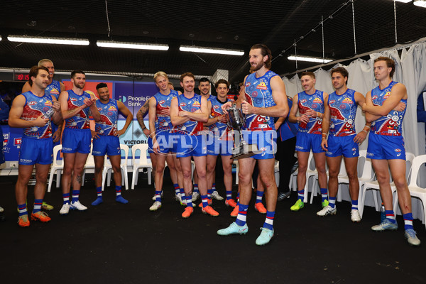 AFL 2025 Round 10 - Western Bulldogs v Essendon - A-59532512