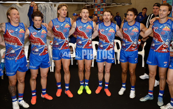 AFL 2025 Round 10 - Western Bulldogs v Essendon - A-59532527