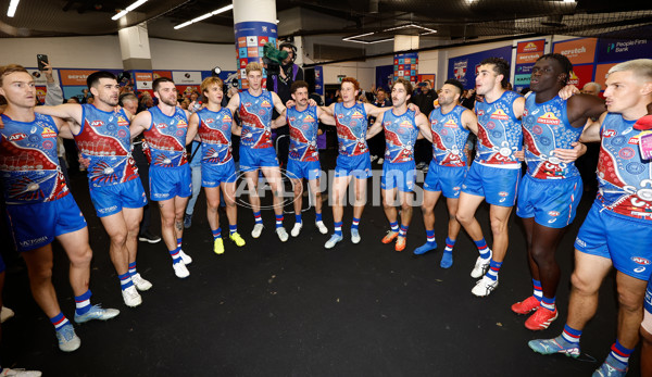 AFL 2025 Round 10 - Western Bulldogs v Essendon - A-59532528