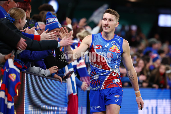 AFL 2025 Round 10 - Western Bulldogs v Essendon - A-59534857