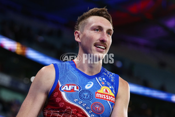 AFL 2025 Round 10 - Western Bulldogs v Essendon - A-59534860