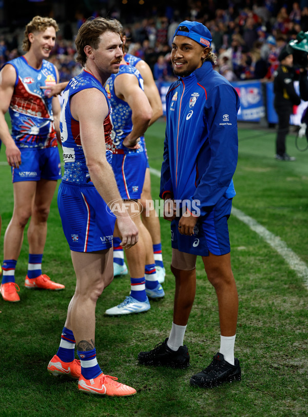 AFL 2025 Round 10 - Western Bulldogs v Essendon - A-59534922
