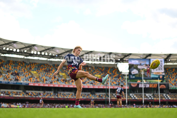 AFL 2025 Round 10 - Brisbane v Narrm - A-59543164