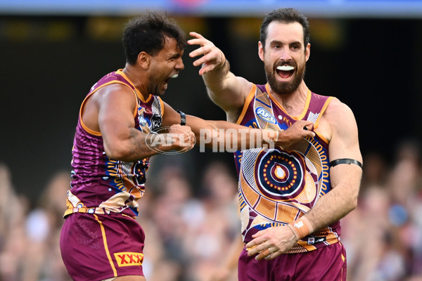 AFL 2025 Round 10 - Brisbane v Narrm - A-59545432