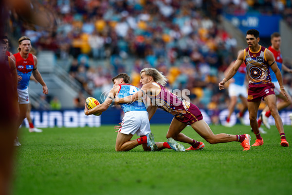 AFL 2025 Round 10 - Brisbane v Narrm - A-59547719