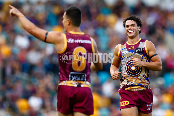 AFL 2025 Round 10 - Brisbane v Narrm - A-59547722