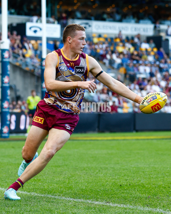 AFL 2025 Round 10 - Brisbane v Narrm - A-59547777
