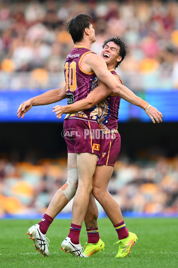 AFL 2025 Round 10 - Brisbane v Narrm - A-59548906