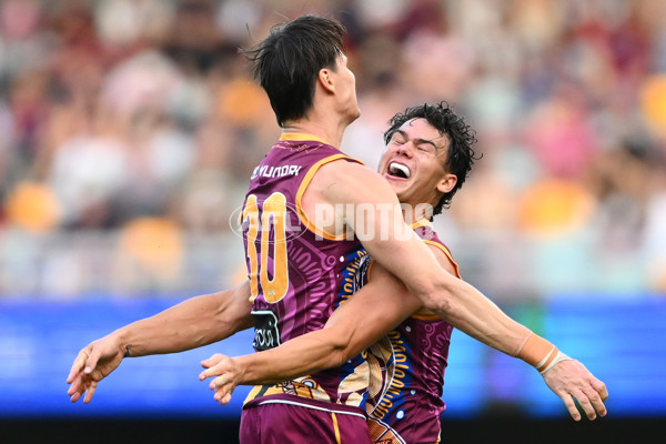 AFL 2025 Round 10 - Brisbane v Narrm - A-59548907