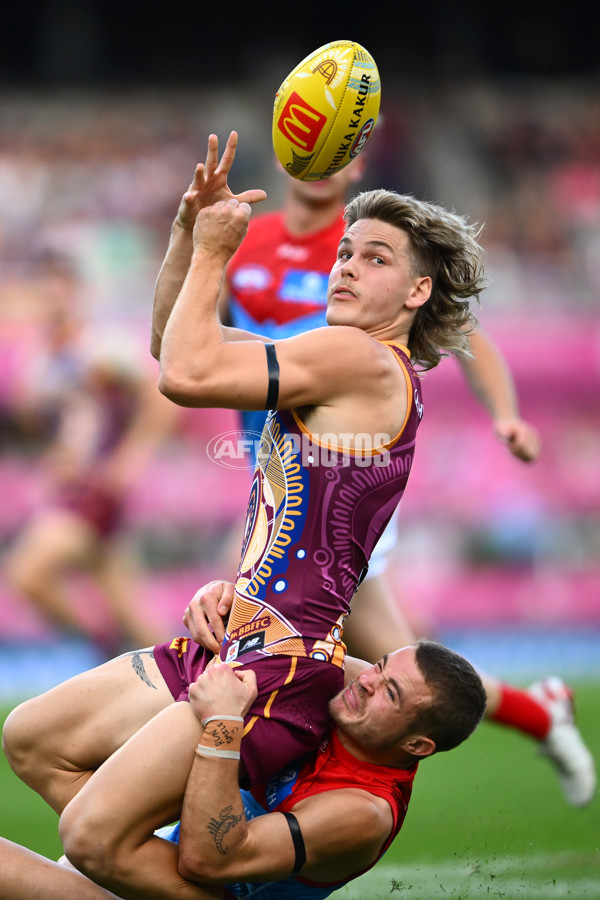 AFL 2025 Round 10 - Brisbane v Narrm - A-59548926