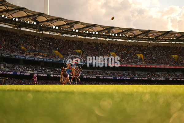 AFL 2025 Round 10 - Brisbane v Narrm - A-59548972