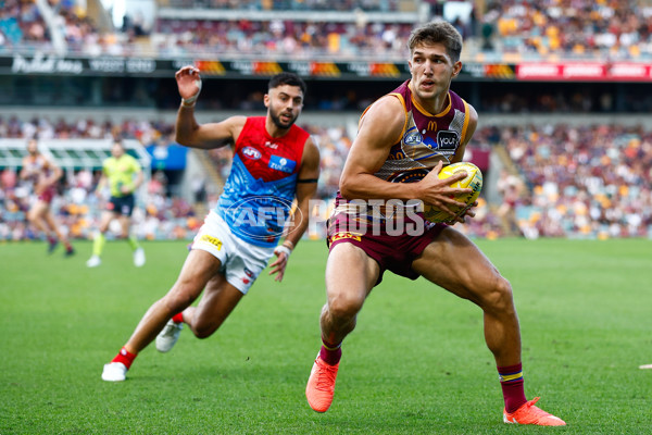 AFL 2025 Round 10 - Brisbane v Narrm - A-59550006