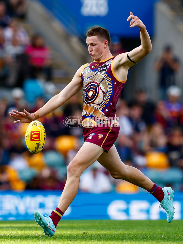 AFL 2025 Round 10 - Brisbane v Narrm - A-59550030