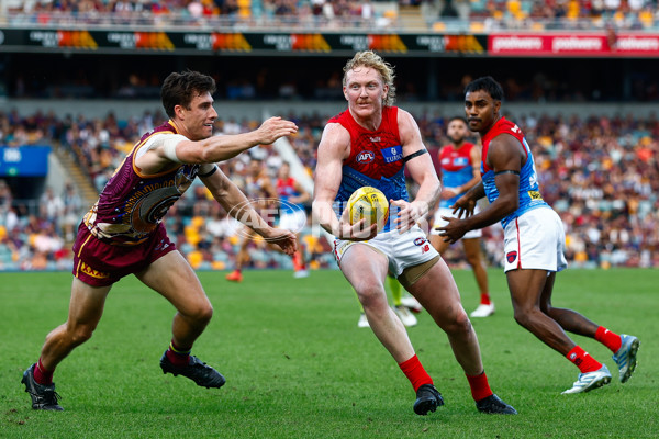 AFL 2025 Round 10 - Brisbane v Narrm - A-59551935