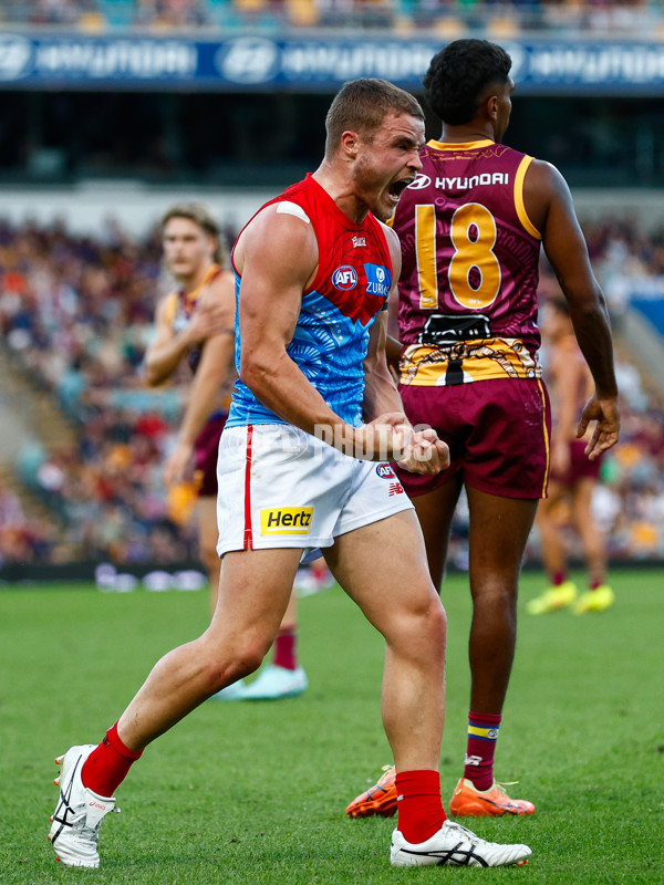 AFL 2025 Round 10 - Brisbane v Narrm - A-59551936