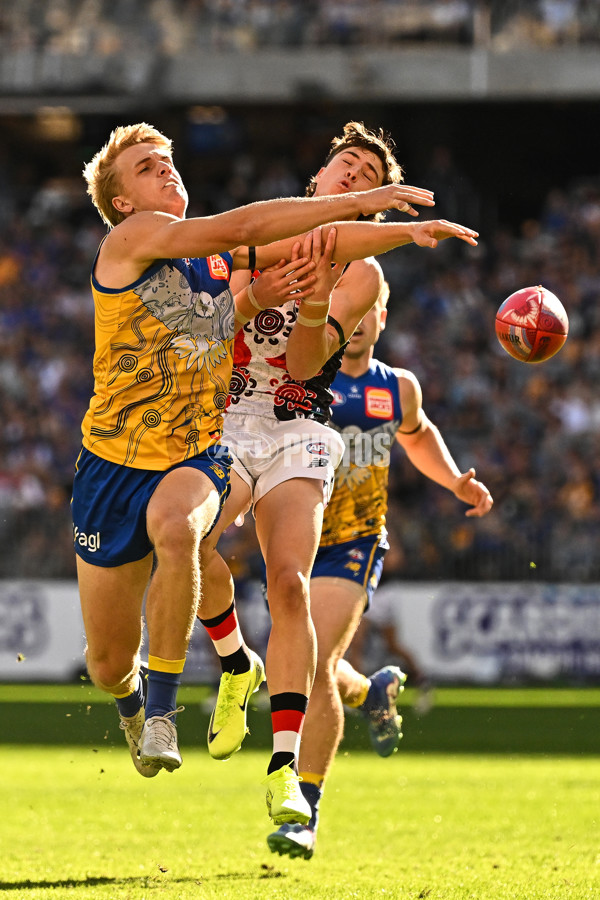 AFL 2025 Round 10 - Waalitj Marawar v Euro-Yroke - A-59554855