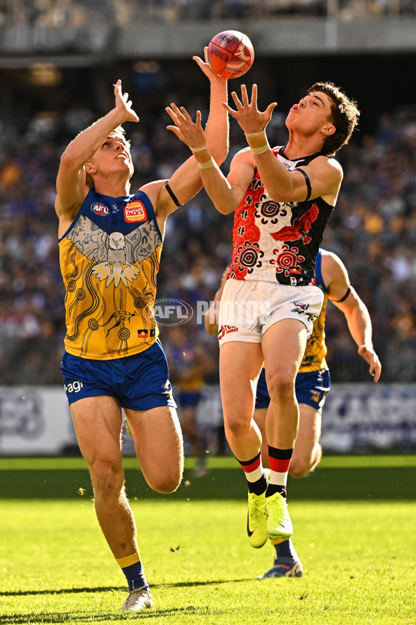 AFL 2025 Round 10 - Waalitj Marawar v Euro-Yroke - A-59554861