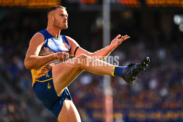 AFL 2025 Round 10 - Waalitj Marawar v Euro-Yroke - A-59554862