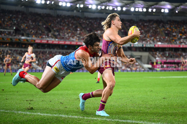 AFL 2025 Round 10 - Brisbane v Narrm - A-59559591