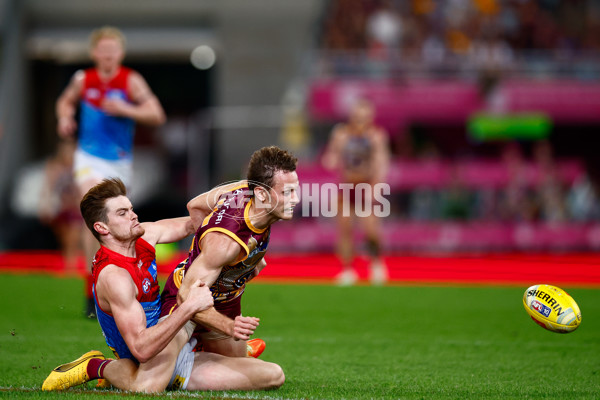 AFL 2025 Round 10 - Brisbane v Narrm - A-59559843