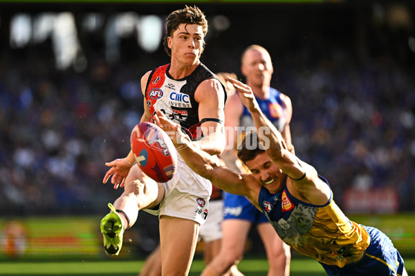 AFL 2025 Round 10 - Waalitj Marawar v Euro-Yroke - A-59562109