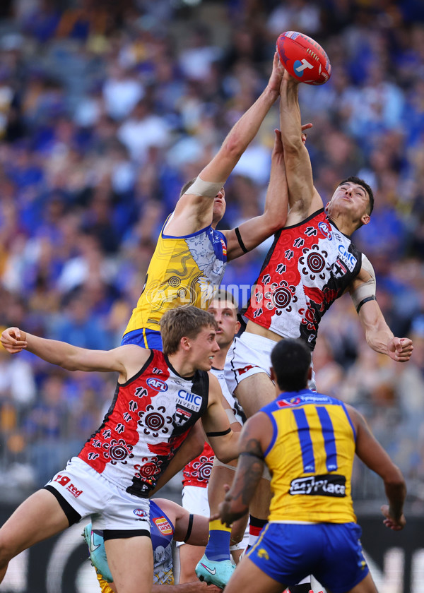 AFL 2025 Round 10 - Waalitj Marawar v Euro-Yroke - A-59562528