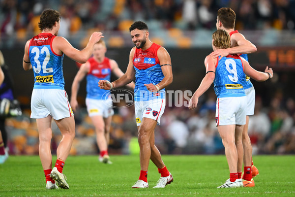 AFL 2025 Round 10 - Brisbane v Narrm - A-59562614