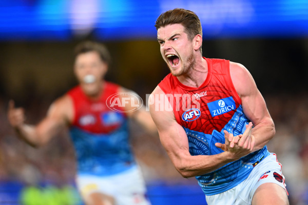AFL 2025 Round 10 - Brisbane v Narrm - A-59564251