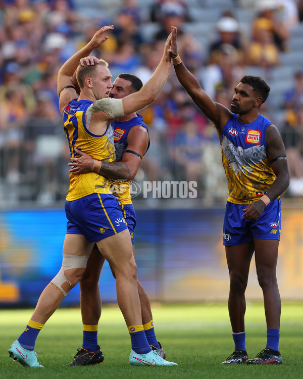 AFL 2025 Round 10 - Waalitj Marawar v Euro-Yroke - A-59564983