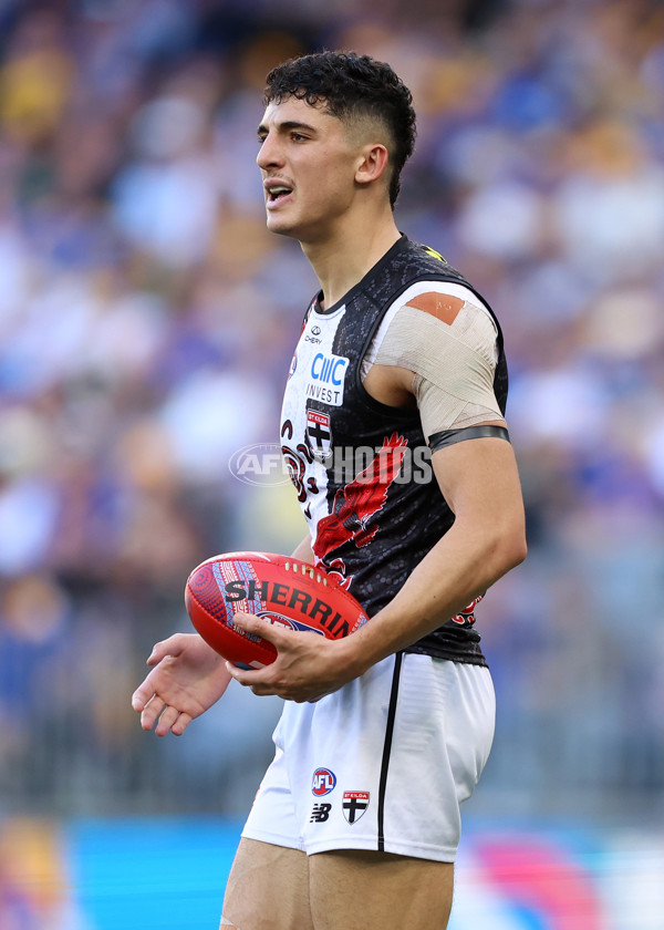AFL 2025 Round 10 - Waalitj Marawar v Euro-Yroke - A-59565048