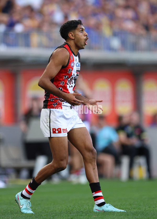 AFL 2025 Round 10 - Waalitj Marawar v Euro-Yroke - A-59566872
