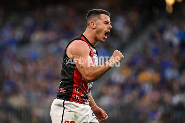 AFL 2025 Round 10 - Waalitj Marawar v Euro-Yroke - A-59567311