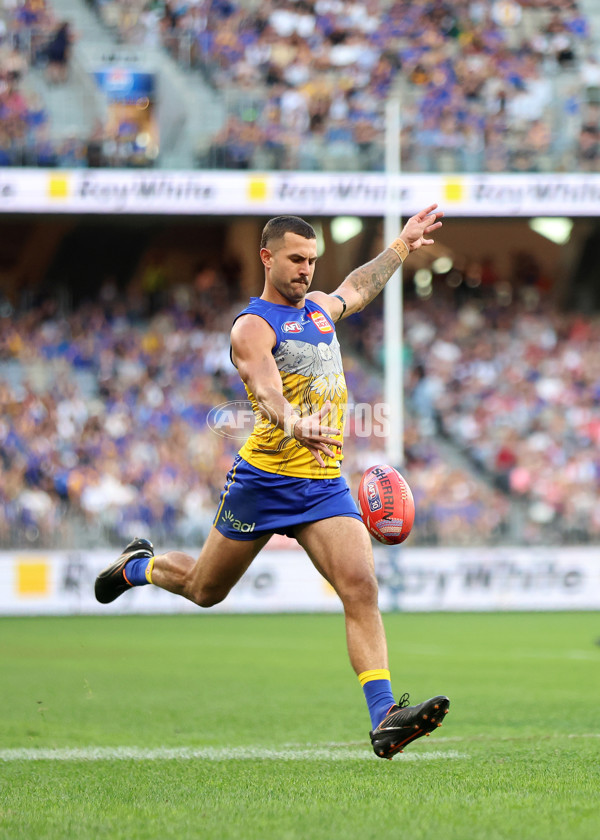 AFL 2025 Round 10 - Waalitj Marawar v Euro-Yroke - A-59571929