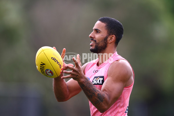 AFL 2025 Training - Gold Coast 190525 - A-59576766