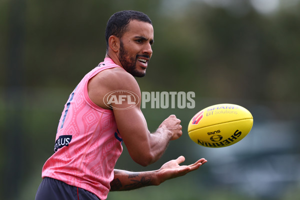 AFL 2025 Training - Gold Coast 190525 - A-59578308