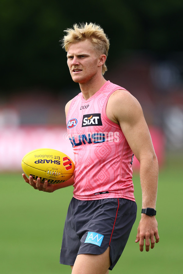 AFL 2025 Training - Gold Coast 190525 - A-59579193