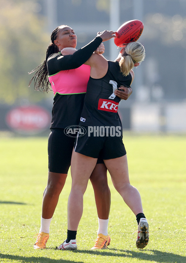 AFLW 2025 Training - Collingwood 210525 - A-59593600