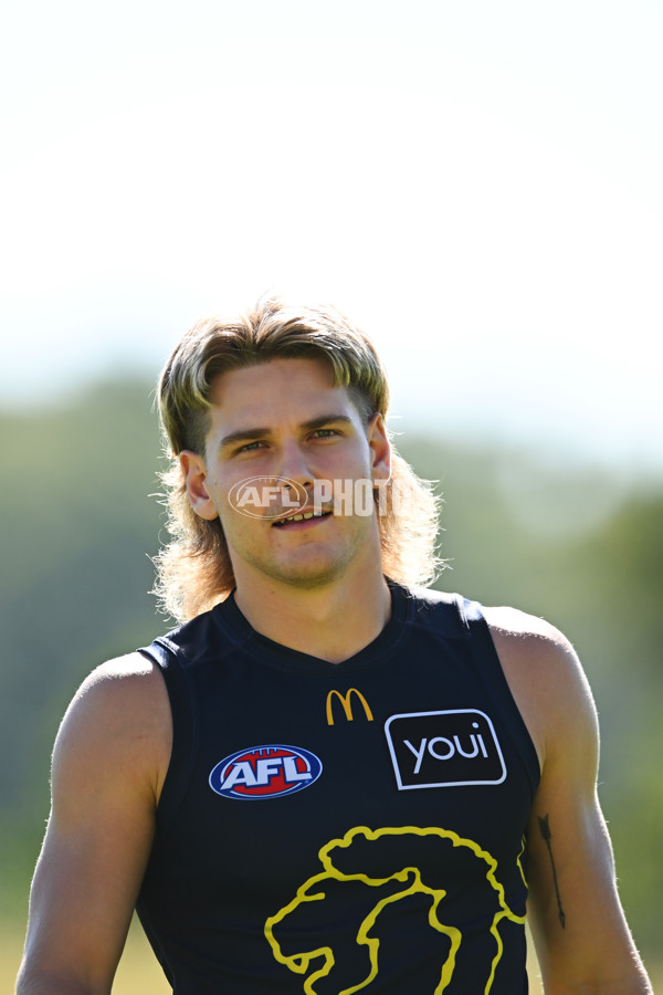 AFL 2025 Training - Brisbane 220525 - A-59596752