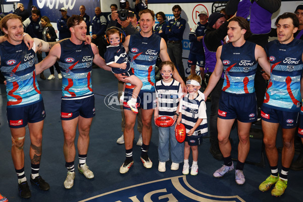AFL 2025 Round 11 - Geelong v Western Bulldogs - A-59611349