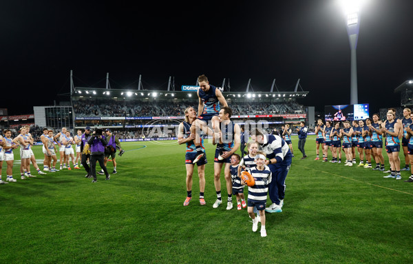 AFL 2025 Round 11 - Geelong v Western Bulldogs - A-59614662
