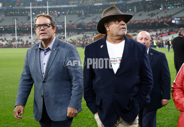 AFL 2025 Round 11 - Essendon v Richmond - A-59616876