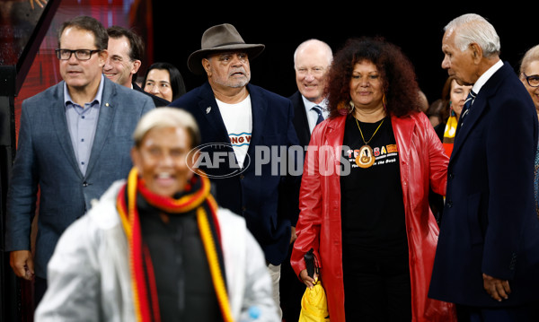 AFL 2025 Round 11 - Essendon v Richmond - A-59616877