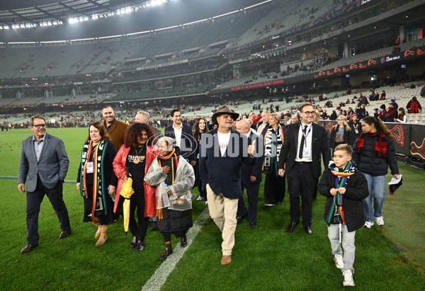 AFL 2025 Round 11 - Essendon v Richmond - A-59616980