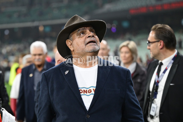 AFL 2025 Round 11 - Essendon v Richmond - A-59616985