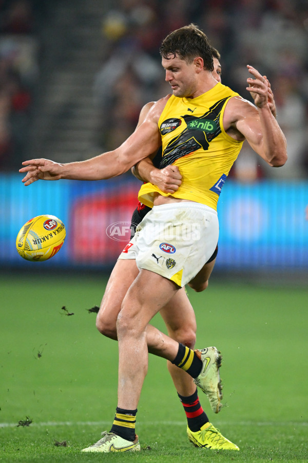 AFL 2025 Round 11 - Essendon v Richmond - A-59619284